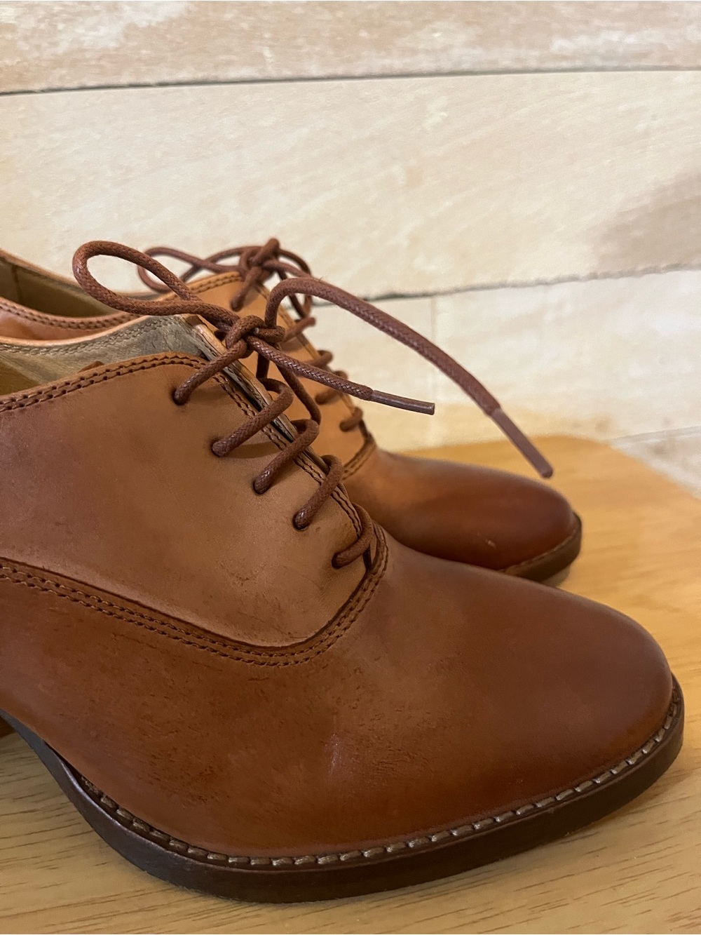Patricia Nash Anna Oxford Shoes-Tan Leather - Picture 3 of 12